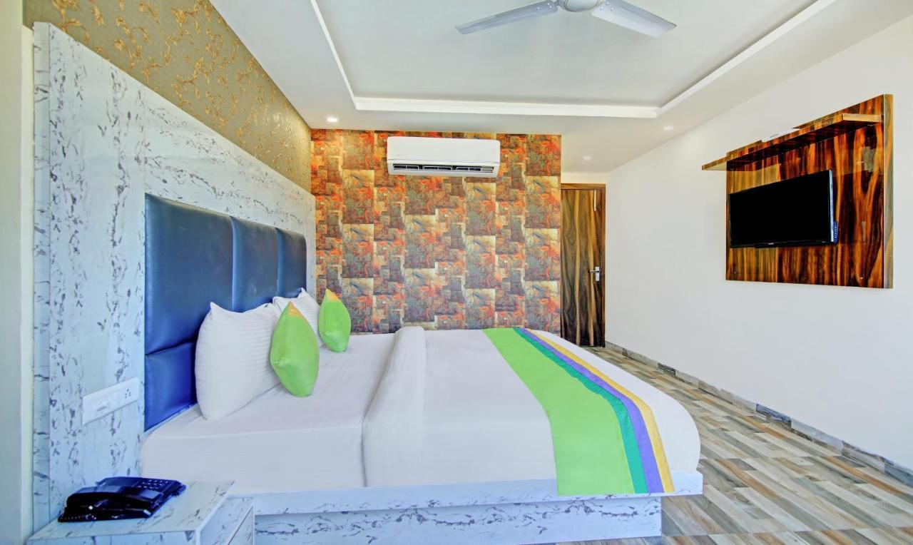 Treebo Trend Smart Signature New Delhi Extérieur photo